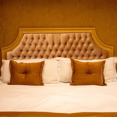 Luxury Rich 2 Апартамент *