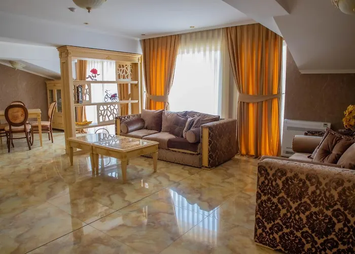 Luxury Rich 2 Apartment