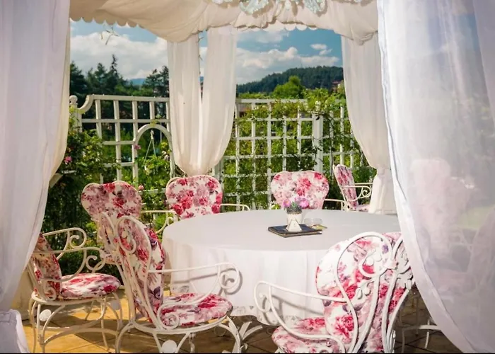 Luxury Rich 2 Apartman